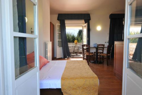 Holiday House Aurora Кортона Екстер'єр фото